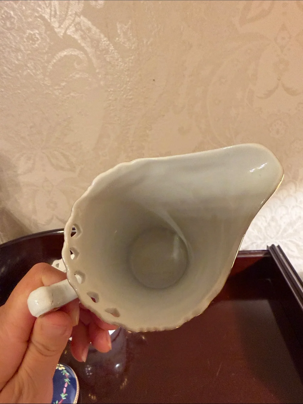 N/A elegant porcelain